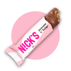 Batonėlis NICKS su riešutais