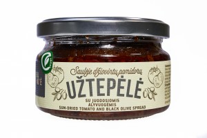 Sun-dried tomato and black olive spread, 190g